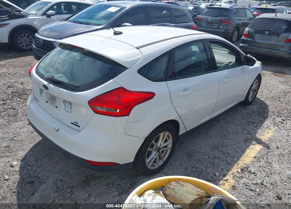 2015 FORD FOCUS SE VIN: 1FADP3K21FL249319