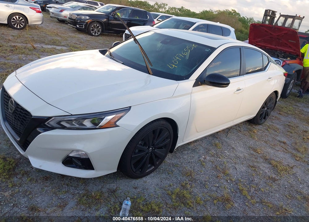 2022 NISSAN ALTIMA SR FWD VIN: 1N4BL4CV1NN358755