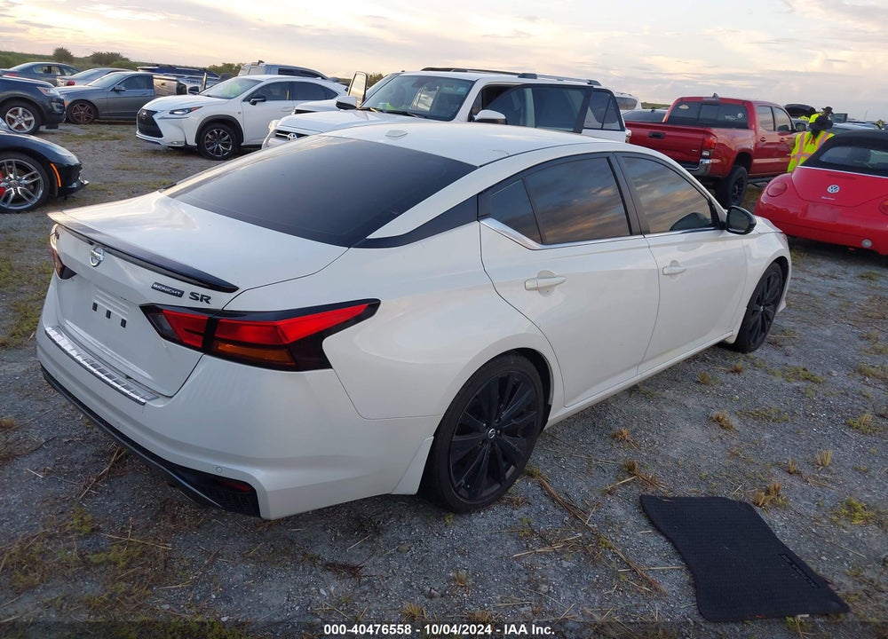 2022 NISSAN ALTIMA SR FWD VIN: 1N4BL4CV1NN358755