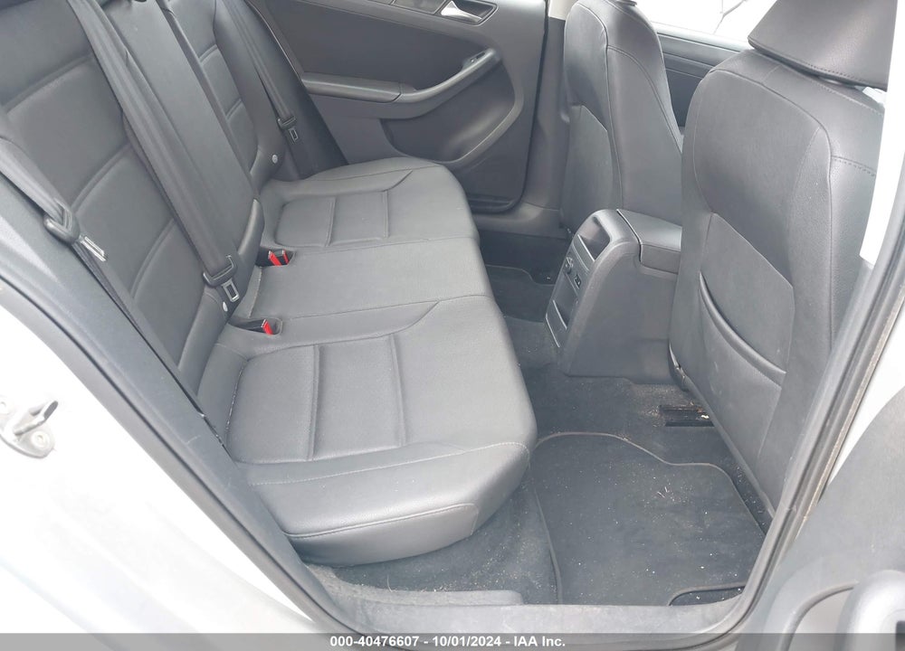 2011 VOLKSWAGEN JETTA 2.5L SE VIN: 3VWDZ7AJ6BM028535