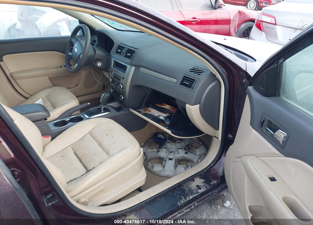 2011 FORD FUSION VIN: 3FAHP0HA1BR143172