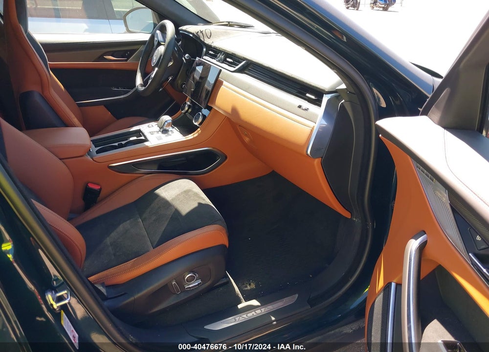 2025 JAGUAR F-PACE SVR P550 AWD AUTOMATIC VIN: SADCZ2FE7SA745086