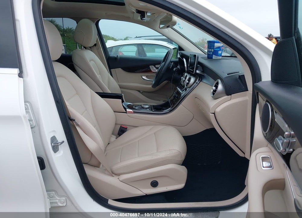 2019 MERCEDES-BENZ GLC 300 VIN: WDC0G4JB4KV182577