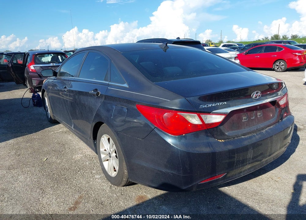 2013 HYUNDAI SONATA GLS VIN: 5NPEB4AC8DH714659