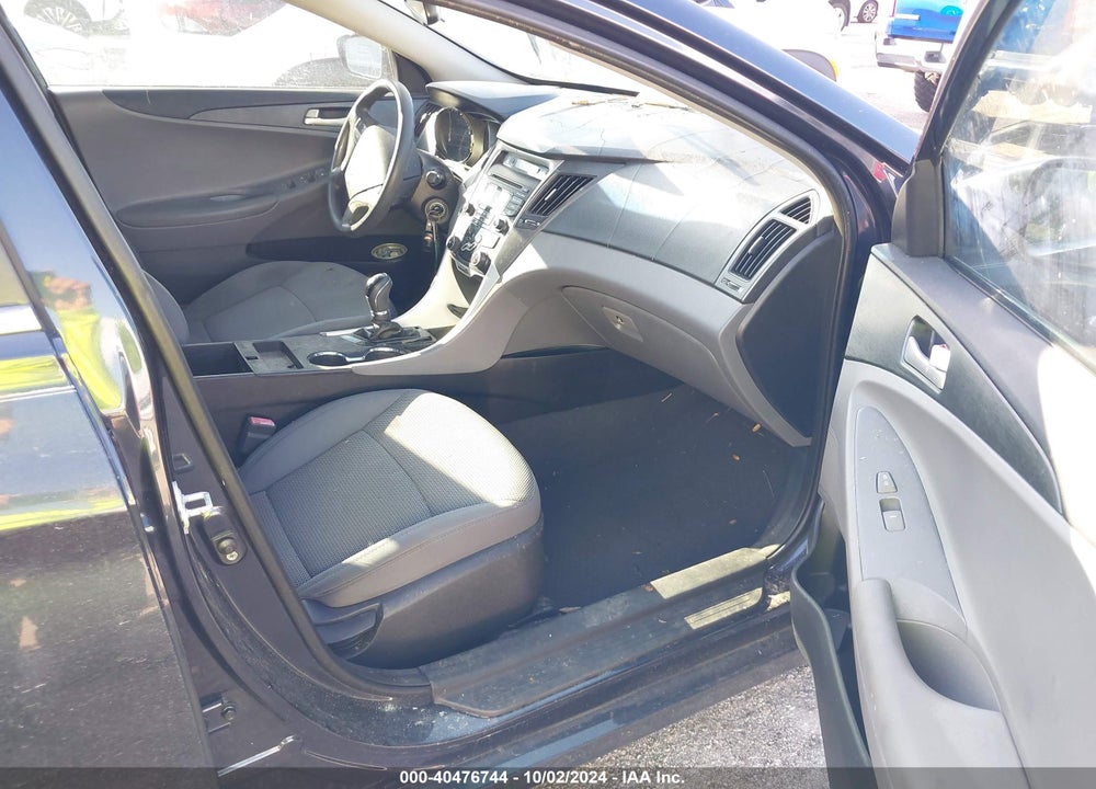 2013 HYUNDAI SONATA GLS VIN: 5NPEB4AC8DH714659