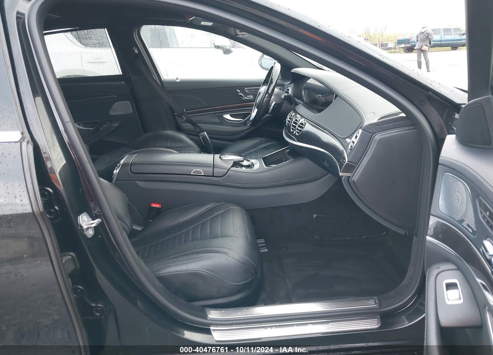 2018 MERCEDES-BENZ S 560 VIN: WDDUG8DB1JA415627