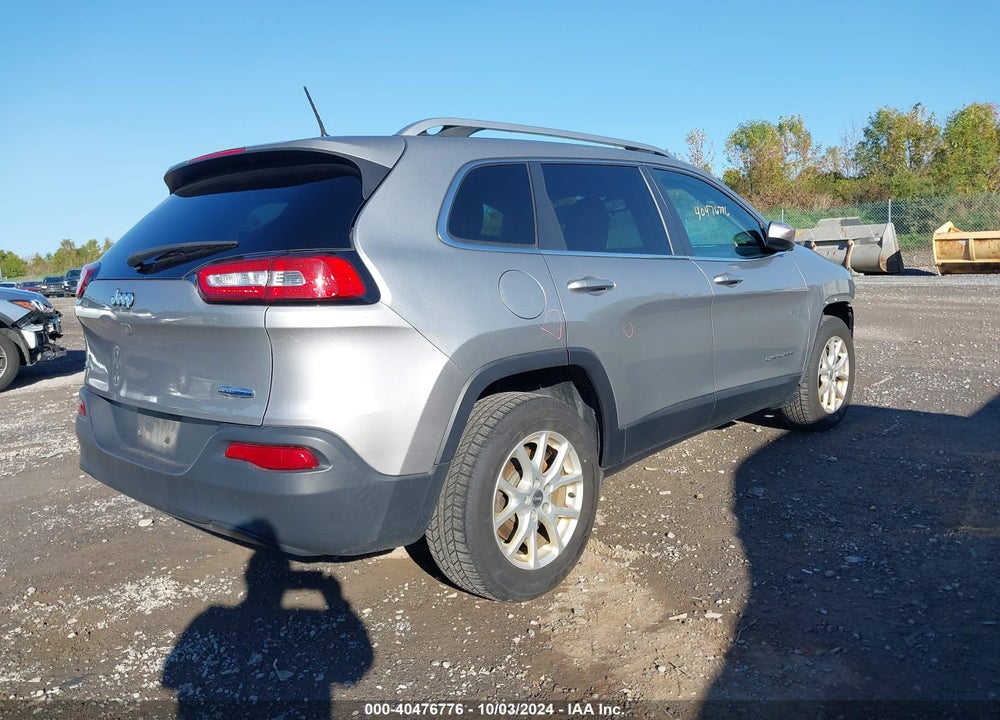 2017 JEEP CHEROKEE LATITUDE 4X4 VIN: 1C4PJMCB0HW520935