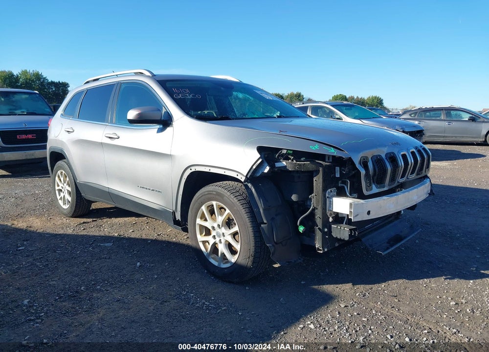 2017 JEEP CHEROKEE LATITUDE 4X4 VIN: 1C4PJMCB0HW520935