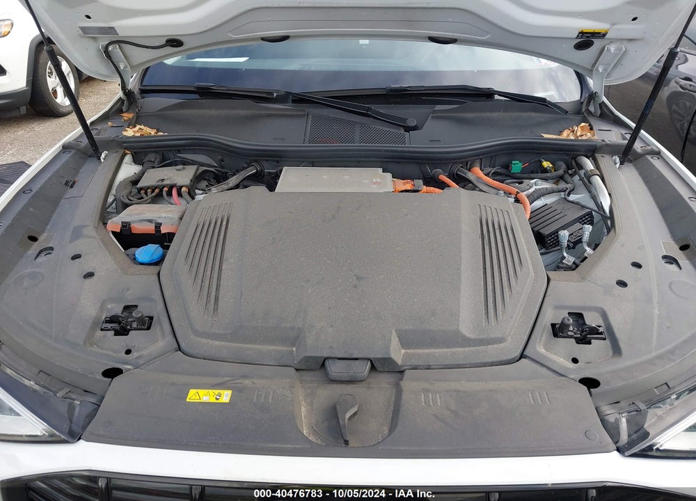 2021 AUDI E-TRON PREMIUM PLUS QUATTRO VIN: WA1LAAGE7MB010868