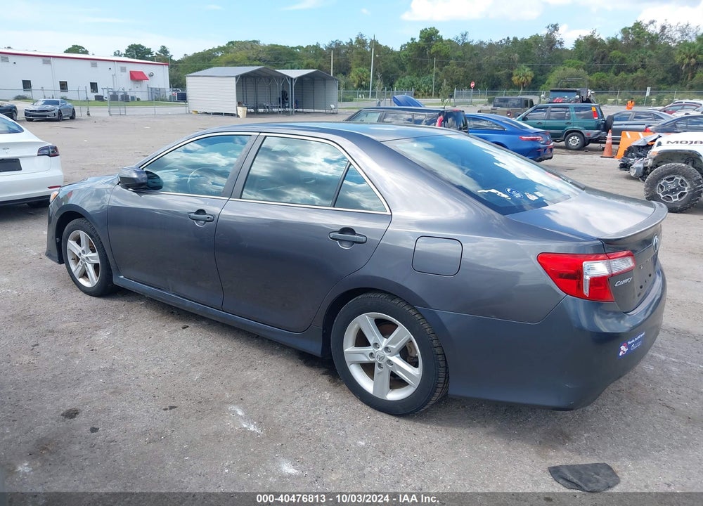 2013 TOYOTA CAMRY SE VIN: 4T1BF1FK8DU693349