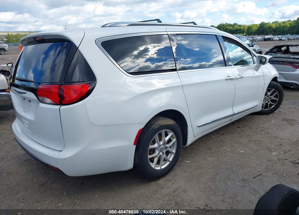 2020 CHRYSLER PACIFICA TOURING L VIN: 2C4RC1BG3LR275533