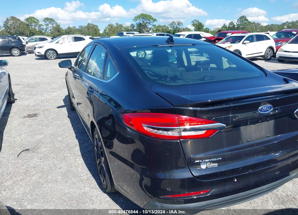 2019 FORD FUSION SE VIN: 3FA6P0HD3KR193847