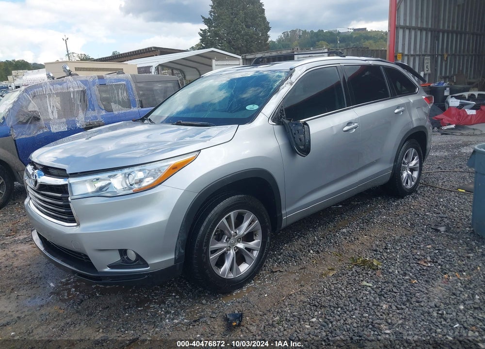 2015 TOYOTA HIGHLANDER XLE V6 VIN: 5TDKKRFH9FS114279