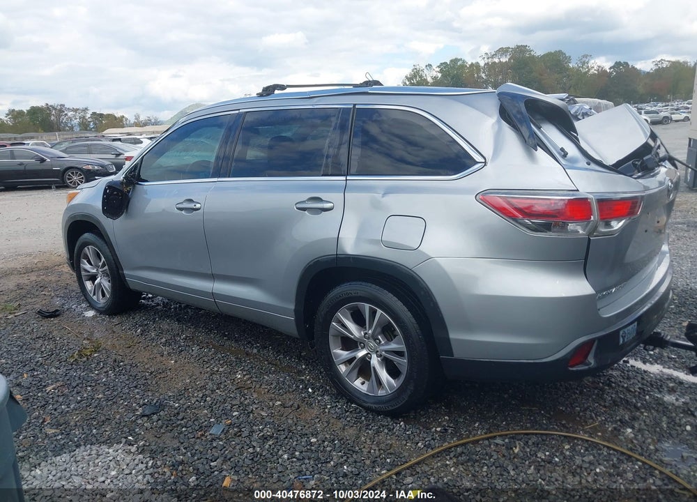 2015 TOYOTA HIGHLANDER XLE V6 VIN: 5TDKKRFH9FS114279