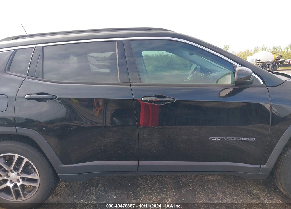 2019 JEEP COMPASS SUN AND WHEEL FWD VIN: 3C4NJCBB2KT676877