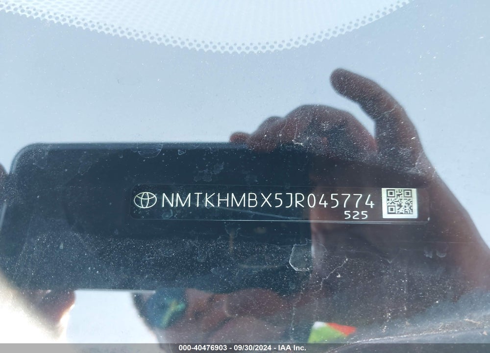 2018 TOYOTA C-HR XLE VIN: NMTKHMBX5JR045774