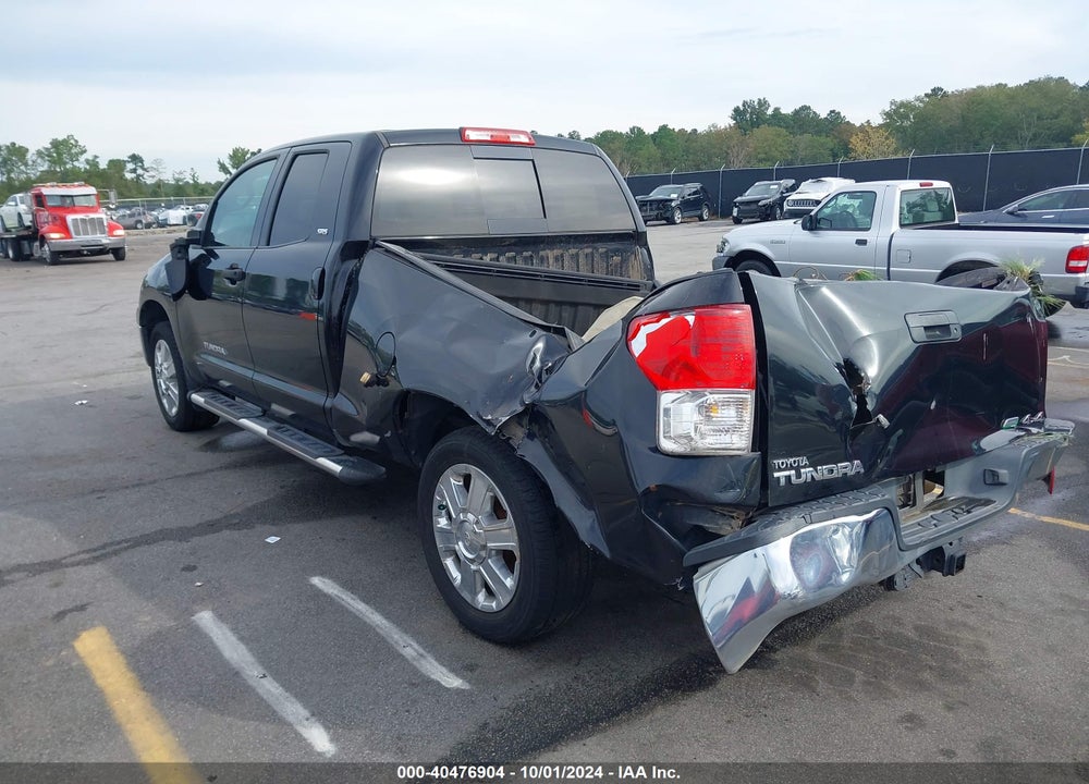 2011 TOYOTA TUNDRA GRADE 5.7L V8 VIN: 5TFUW5F10BX194407