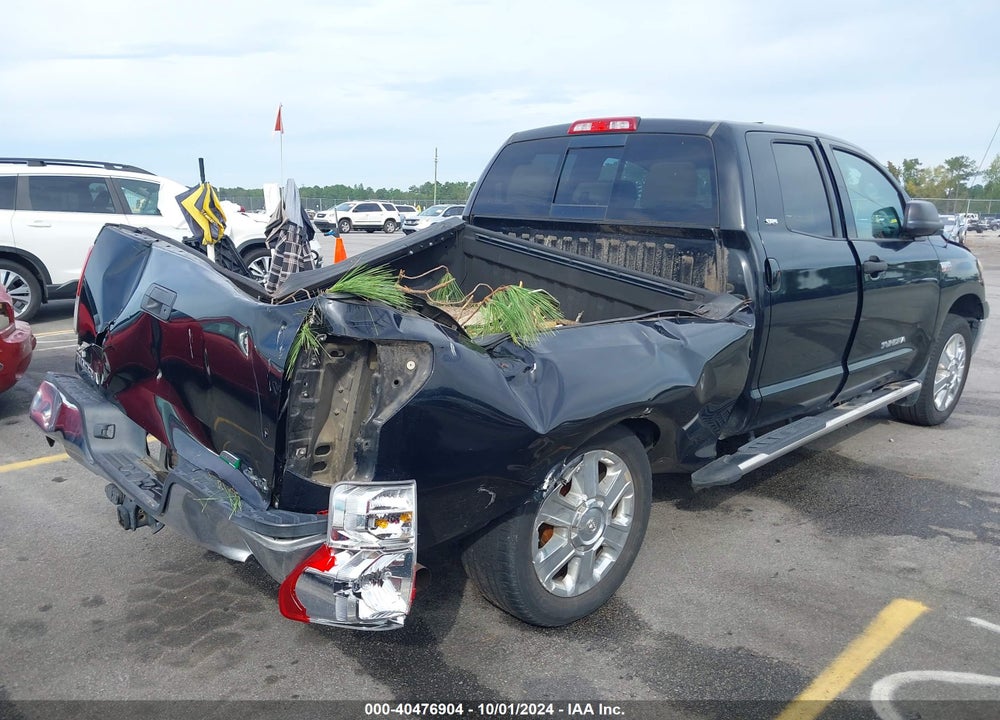 2011 TOYOTA TUNDRA GRADE 5.7L V8 VIN: 5TFUW5F10BX194407