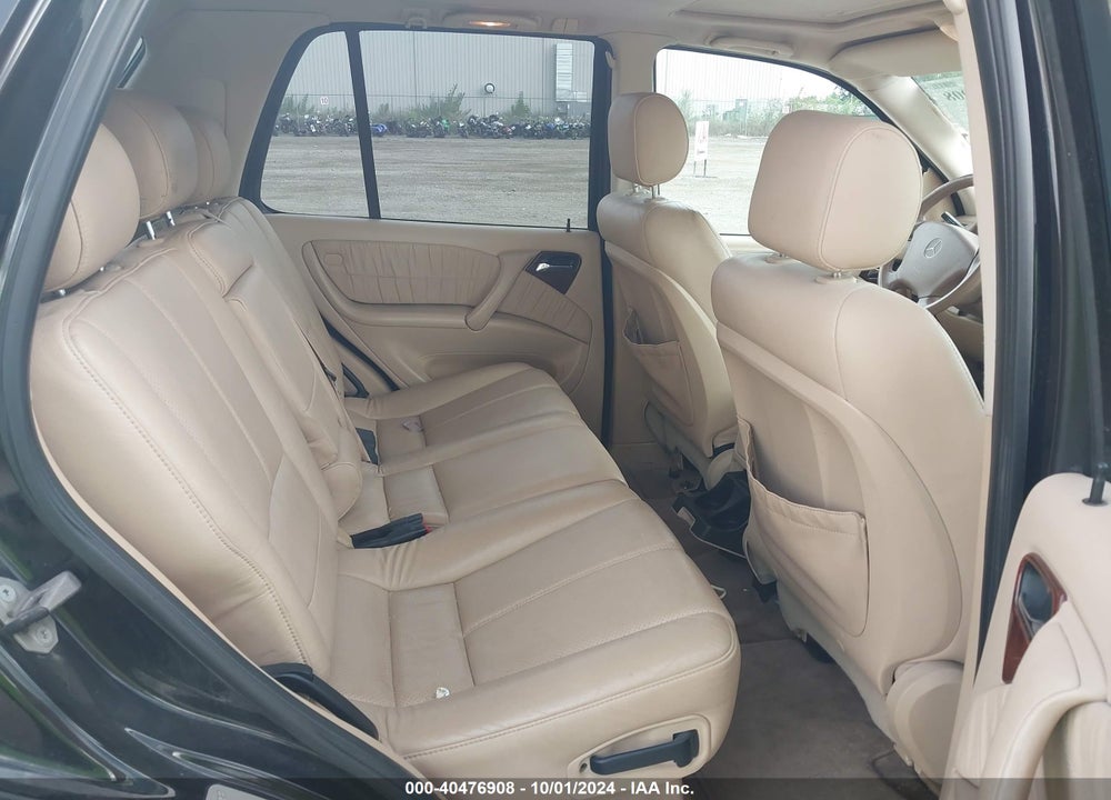 2000 MERCEDES-BENZ ML 320 VIN: 4JGAB54E0YA186772