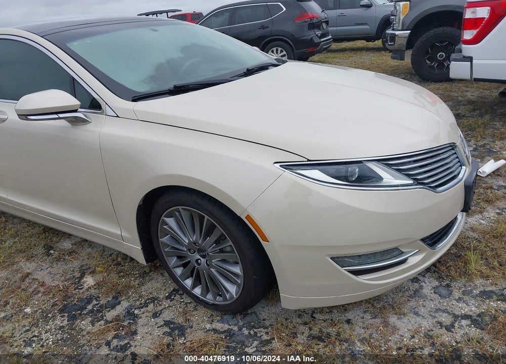 2014 LINCOLN MKZ HYBRID VIN: 3LN6L2LU8ER806246