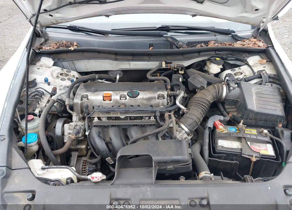 2010 HONDA ACCORD 2.4 LX VIN: 1HGCP2F3XAA021618