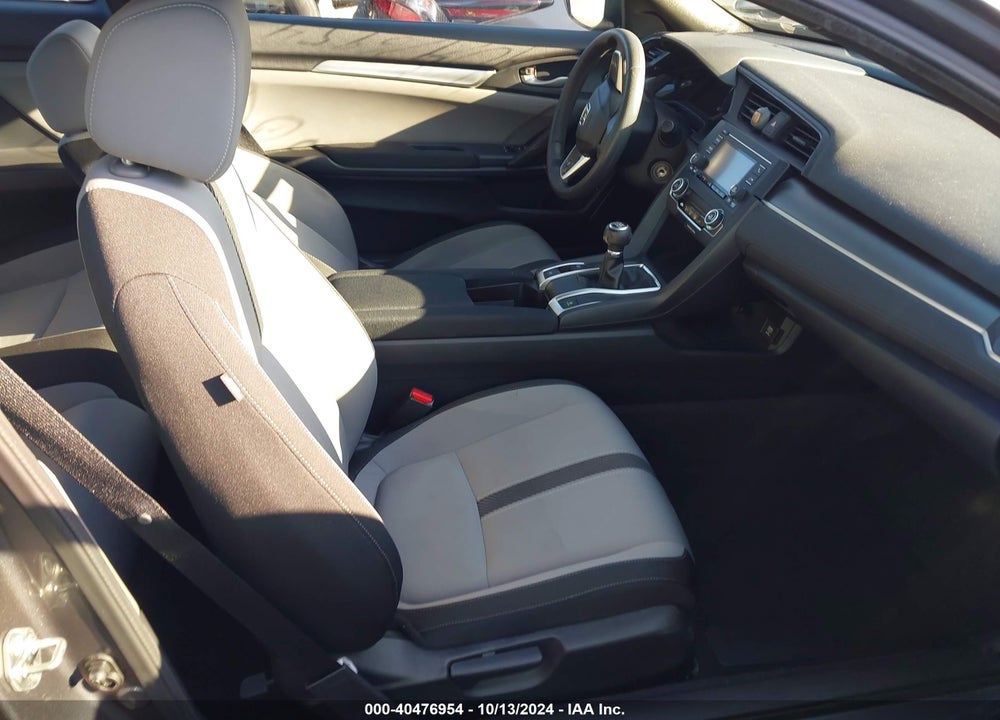 2017 HONDA CIVIC LX VIN: 2HGFC4A57HH309881