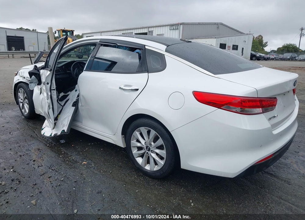 2016 KIA OPTIMA EX VIN: 5XXGU4L34GG012645
