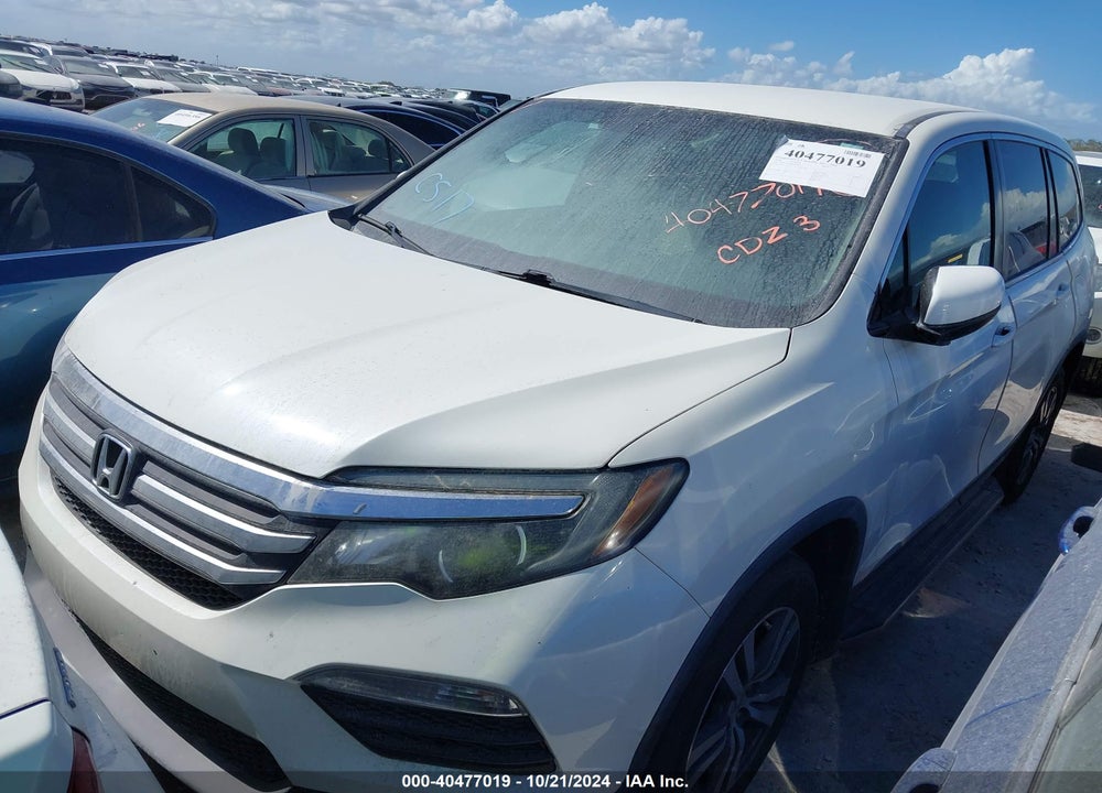 2018 HONDA PILOT EX VIN: 5FNYF5H30JB017400