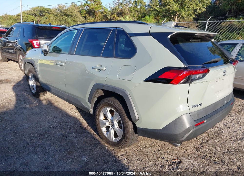 2019 TOYOTA RAV4 XLE VIN: 2T3W1RFV4KW011418
