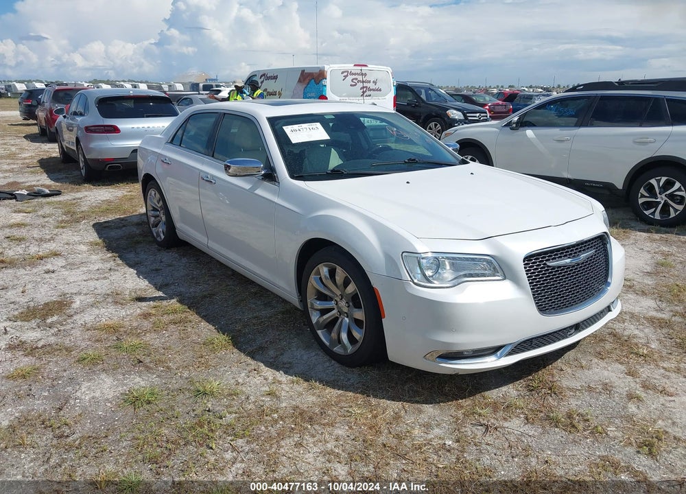 2015 CHRYSLER 300C VIN: 2C3CCAET0FH760502