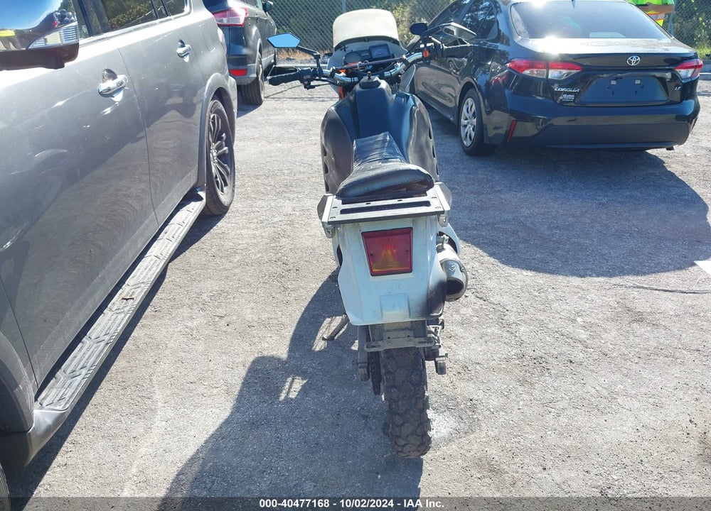 1991 KAWASAKI KL650 VIN: JKAKLEA18MA018115