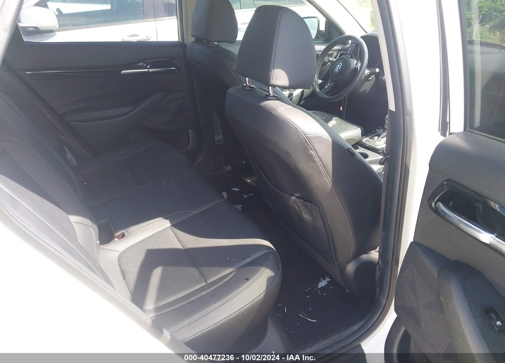 2021 KIA SELTOS EX VIN: KNDERCAA1M7104773