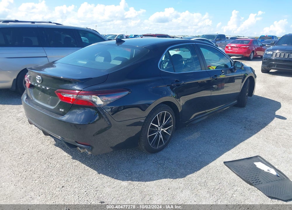 2021 TOYOTA CAMRY SE VIN: 4T1G11AKXMU492547