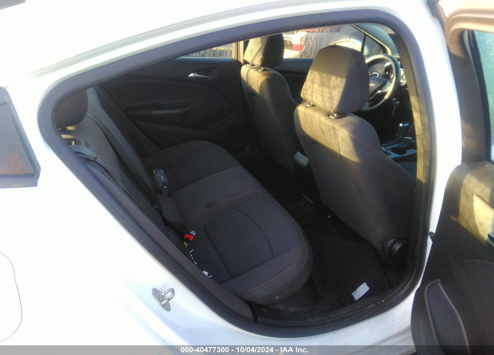 2019 CHEVROLET CRUZE LS VIN: 1G1BC5SM4K7119525