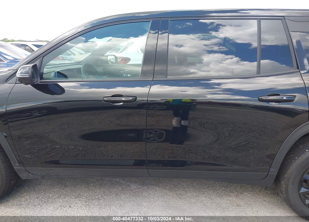 2024 CHEVROLET TRAVERSE FWD LS VIN: 1GNEREKS3RJ205110