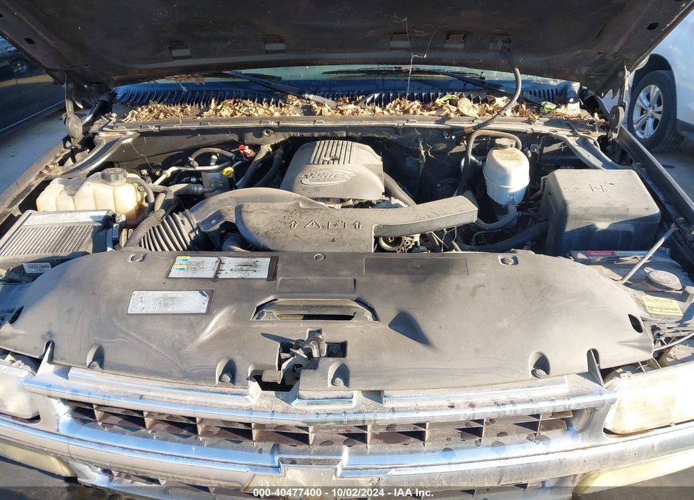 2005 CHEVROLET TAHOE LS VIN: 1GNEC13V45J247184