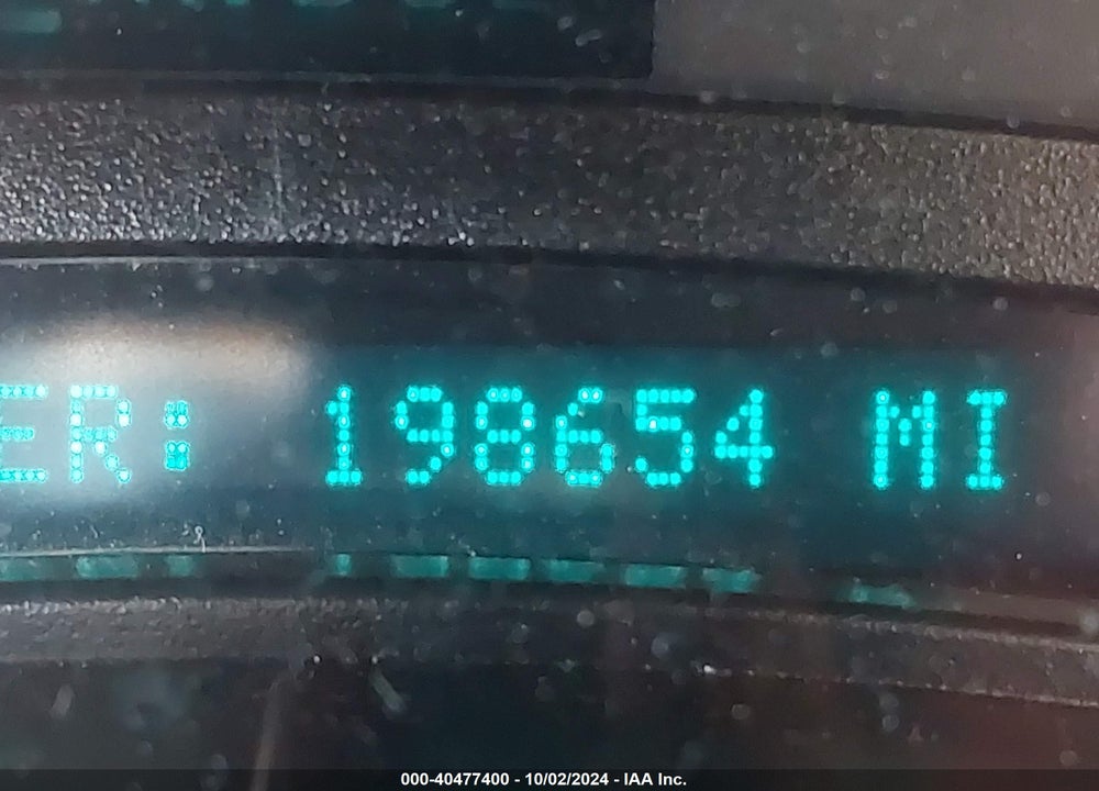 2005 CHEVROLET TAHOE LS VIN: 1GNEC13V45J247184