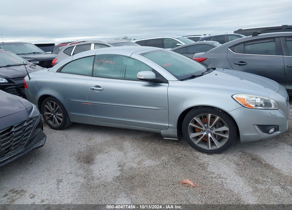 2013 VOLVO C70 T5 VIN: YV1672MC0DJ140503
