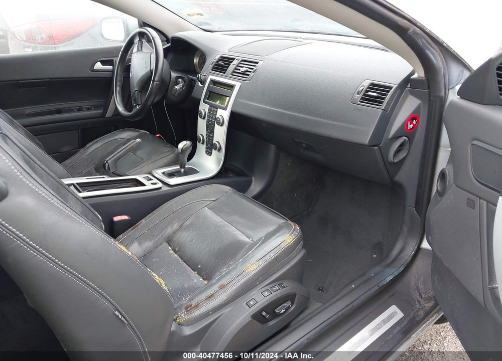 2013 VOLVO C70 T5 VIN: YV1672MC0DJ140503