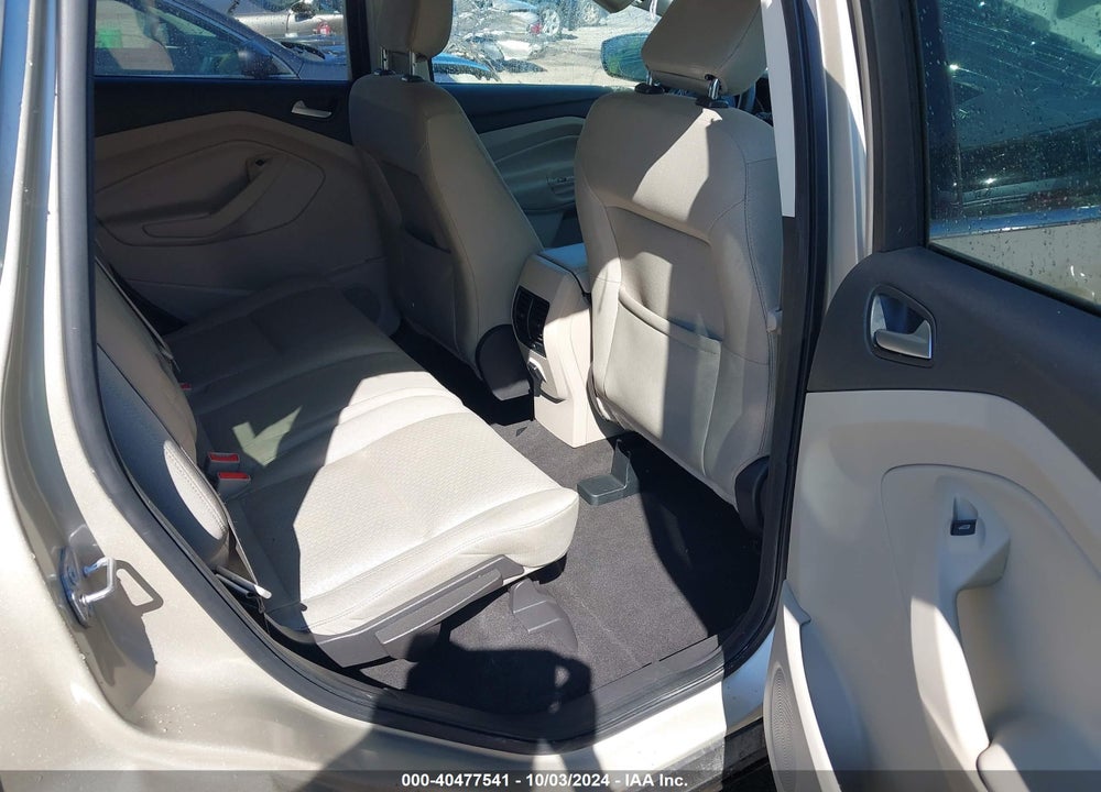 2018 FORD ESCAPE SE VIN: 1FMCU9GD1JUC69015