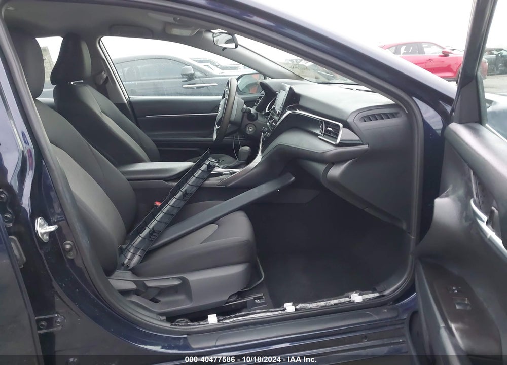 2022 TOYOTA CAMRY LE VIN: 4T1C11AK8NU632109