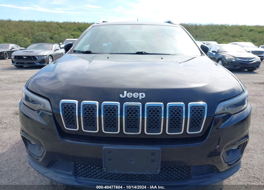 2019 CHEROKEE JEEP  LATITUDE PLUS 4X4 VIN: 1C4PJMLB2KD174910