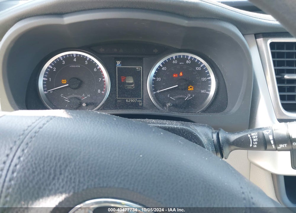 2019 TOYOTA HIGHLANDER LE VIN: 5TDZARFH6KS053436