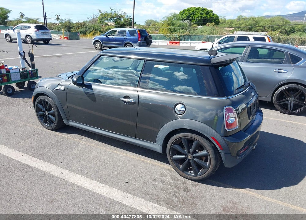 2013 MINI HARDTOP COOPER S VIN: WMWSV3C56DT476774