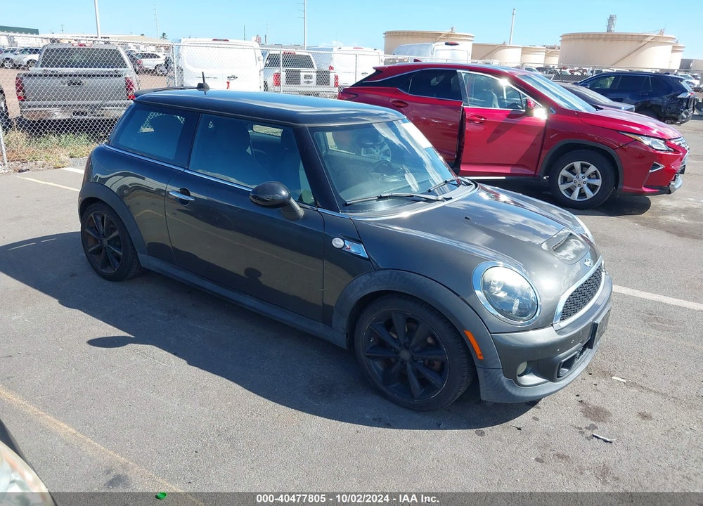 2013 MINI HARDTOP COOPER S VIN: WMWSV3C56DT476774