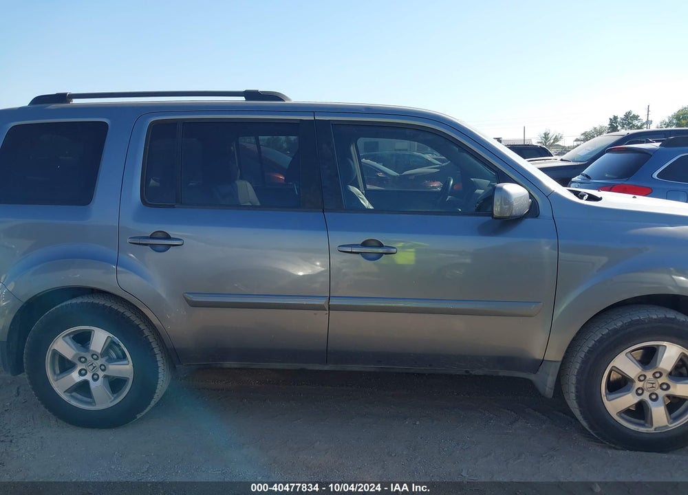 2009 HONDA PILOT EX-L VIN: 5FNYF48509B041395