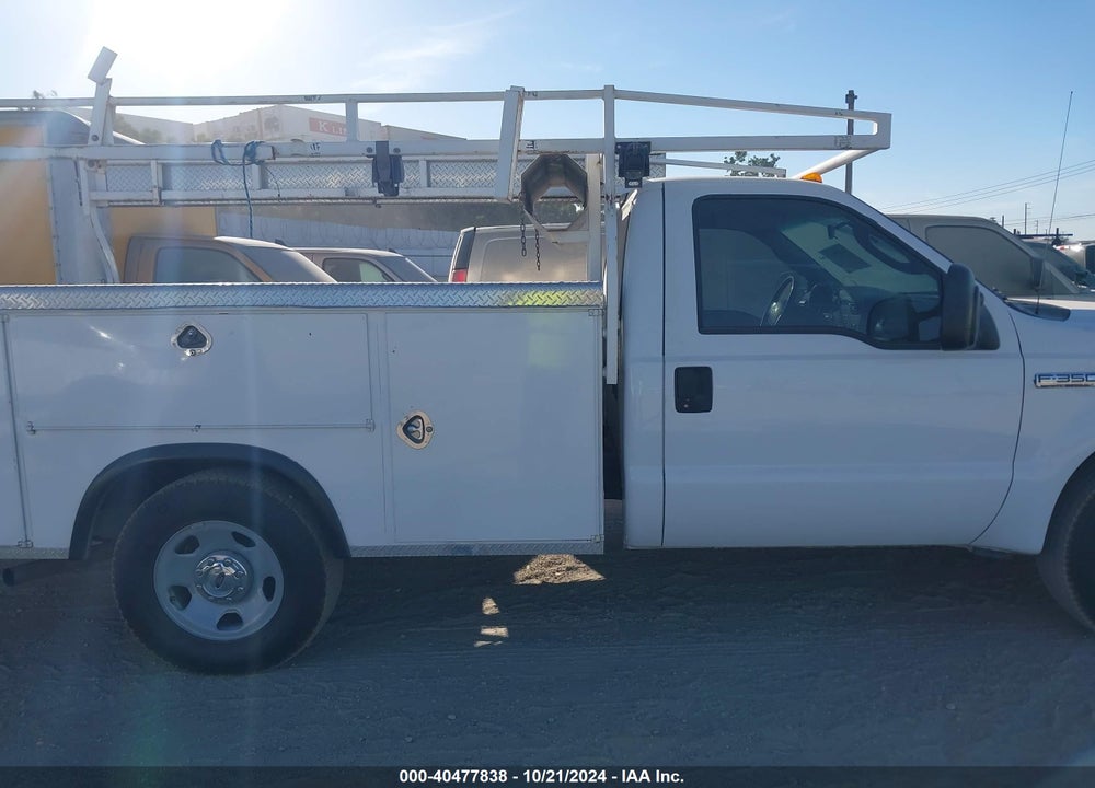 2007 FORD F-350 CHASSIS XL/XLT VIN: 1FDSF34577EA48571