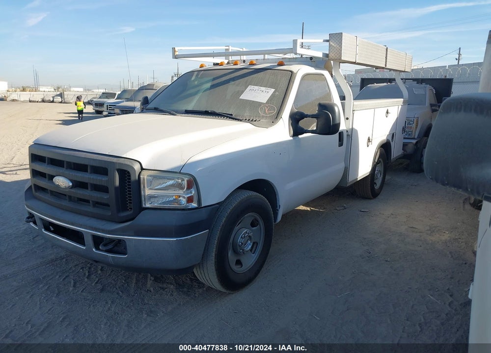 2007 FORD F-350 CHASSIS XL/XLT VIN: 1FDSF34577EA48571