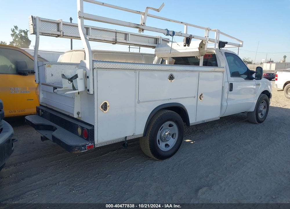 2007 FORD F-350 CHASSIS XL/XLT VIN: 1FDSF34577EA48571