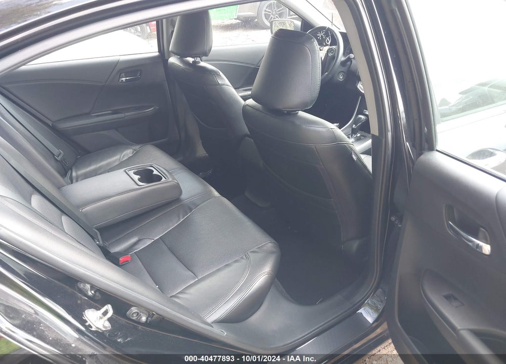 2015 HONDA ACCORD SPORT VIN: 1HGCR2F58FA137290